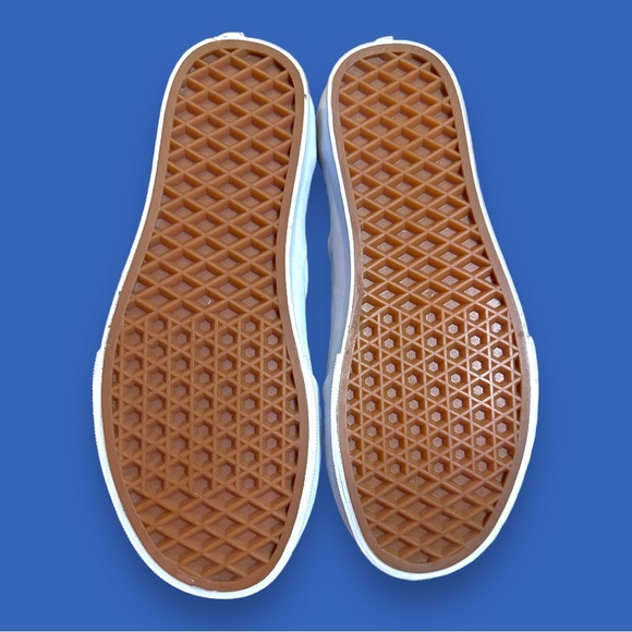 🎉 HOST PICK🎉 NWB Vans Classic Slip On Abstract Design & Teal Color Wash. Sz W5 - Picture 5 of 8